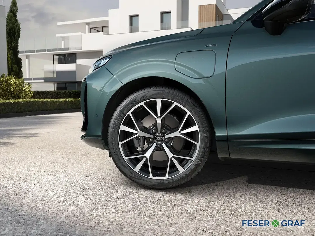 Audi Q3 - Thumbnail 5