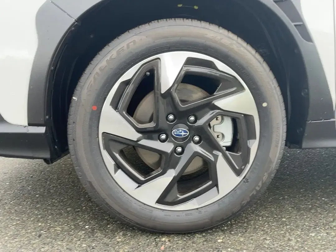 Subaru Crosstrek - Thumbnail 4