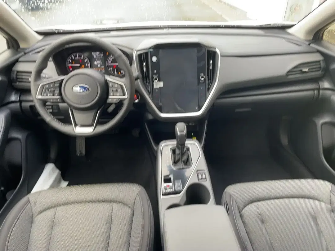 Subaru Crosstrek - Thumbnail 6