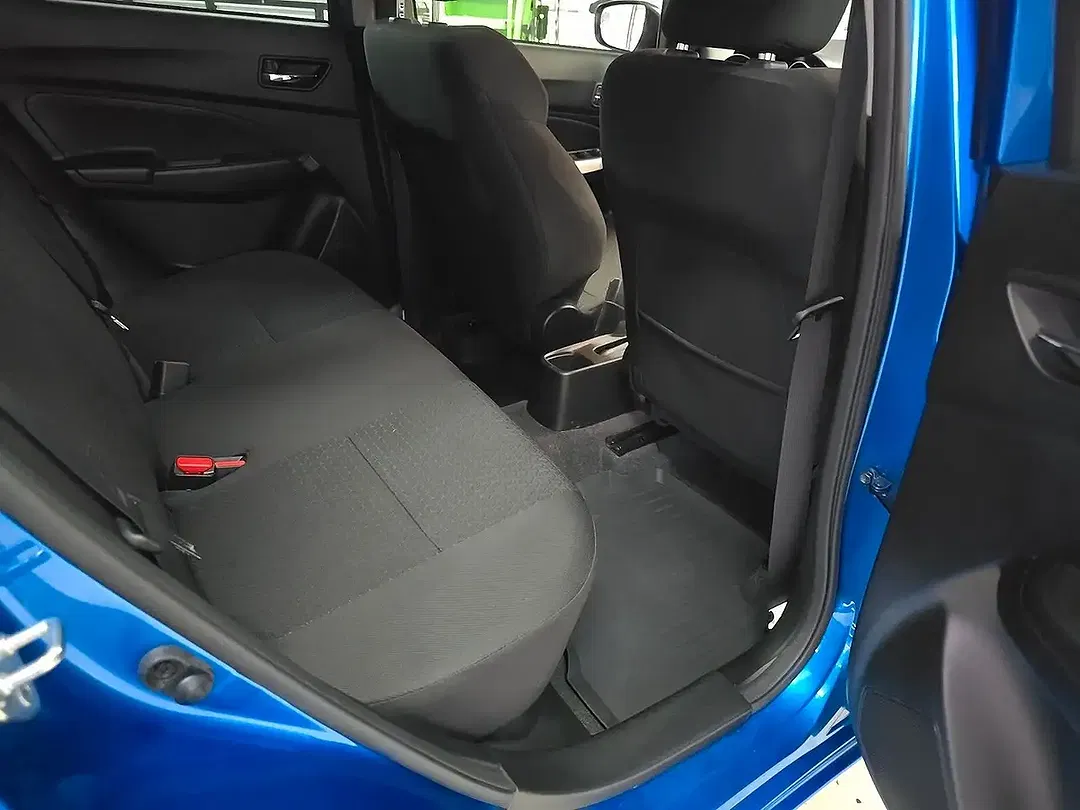 Suzuki Swift - Thumbnail 12