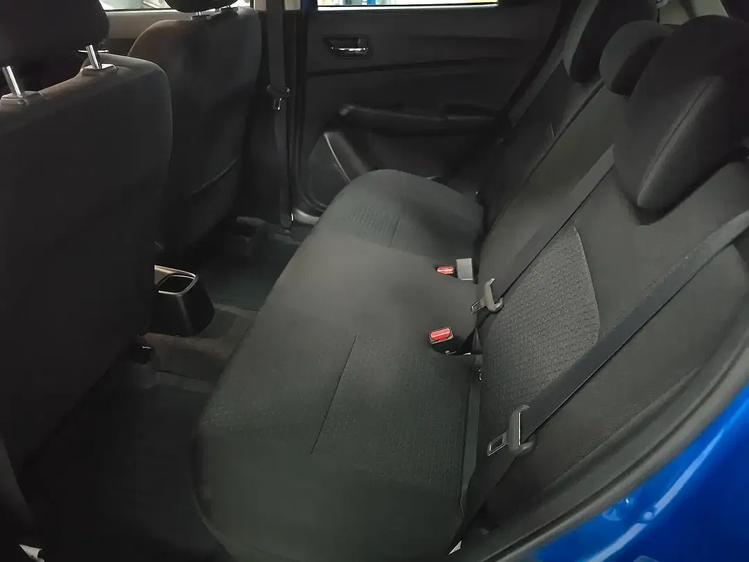 Suzuki Swift - Thumbnail 9