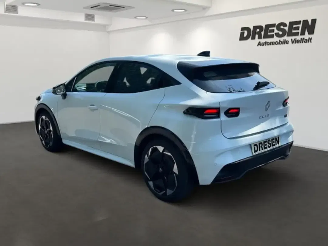 Renault Clio - Thumbnail 4
