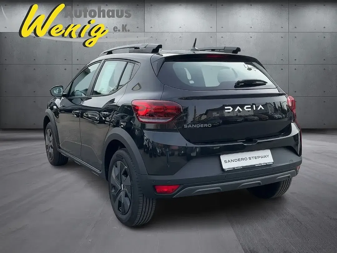 Dacia Sandero - Thumbnail 4