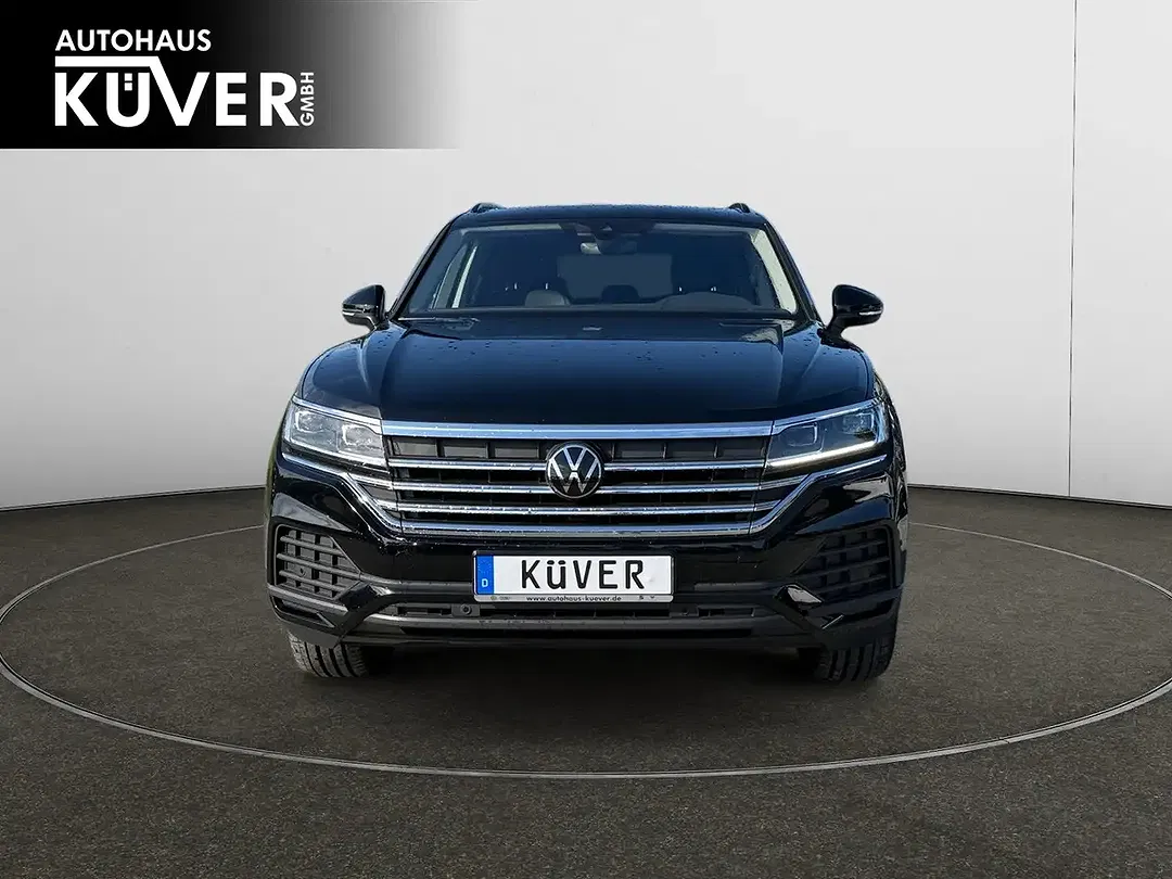 Volkswagen Touareg - Thumbnail 2