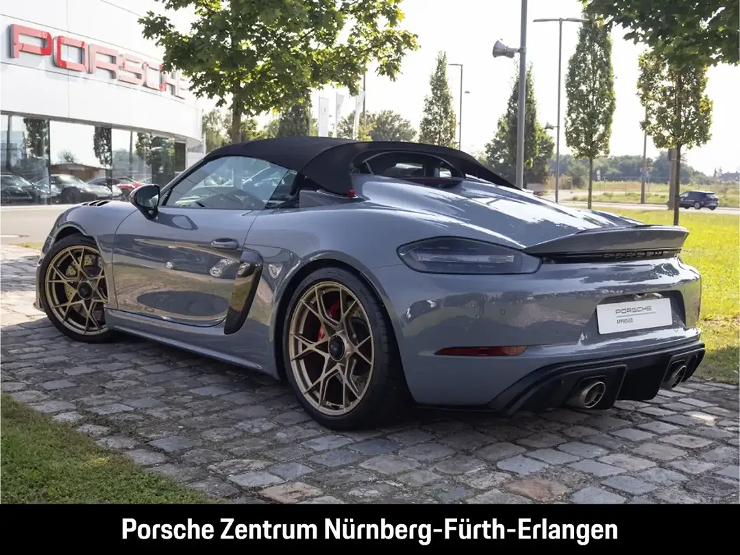 Porsche 718 Spyder - Thumbnail 3