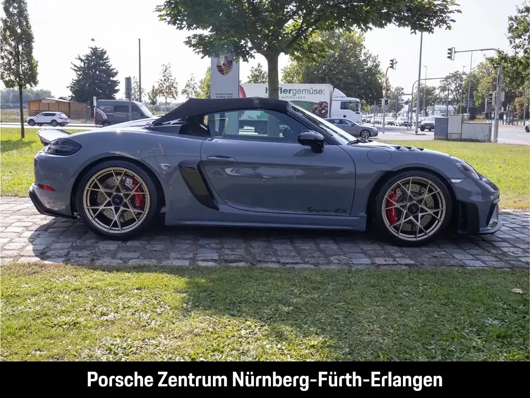 Porsche 718 Spyder - Thumbnail 6