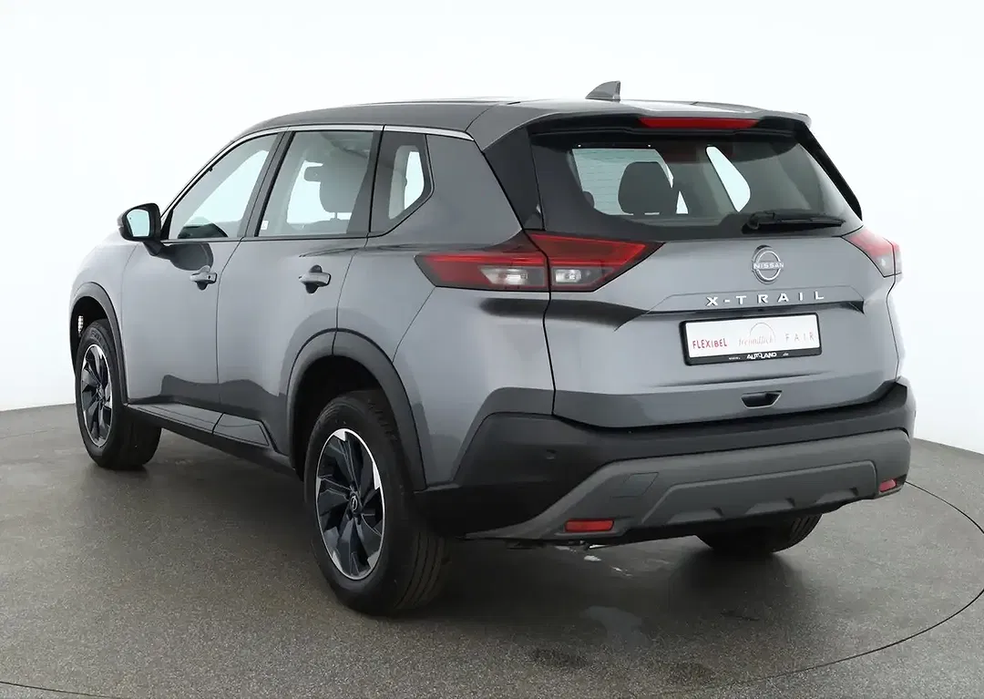 Nissan X-Trail - Thumbnail 3