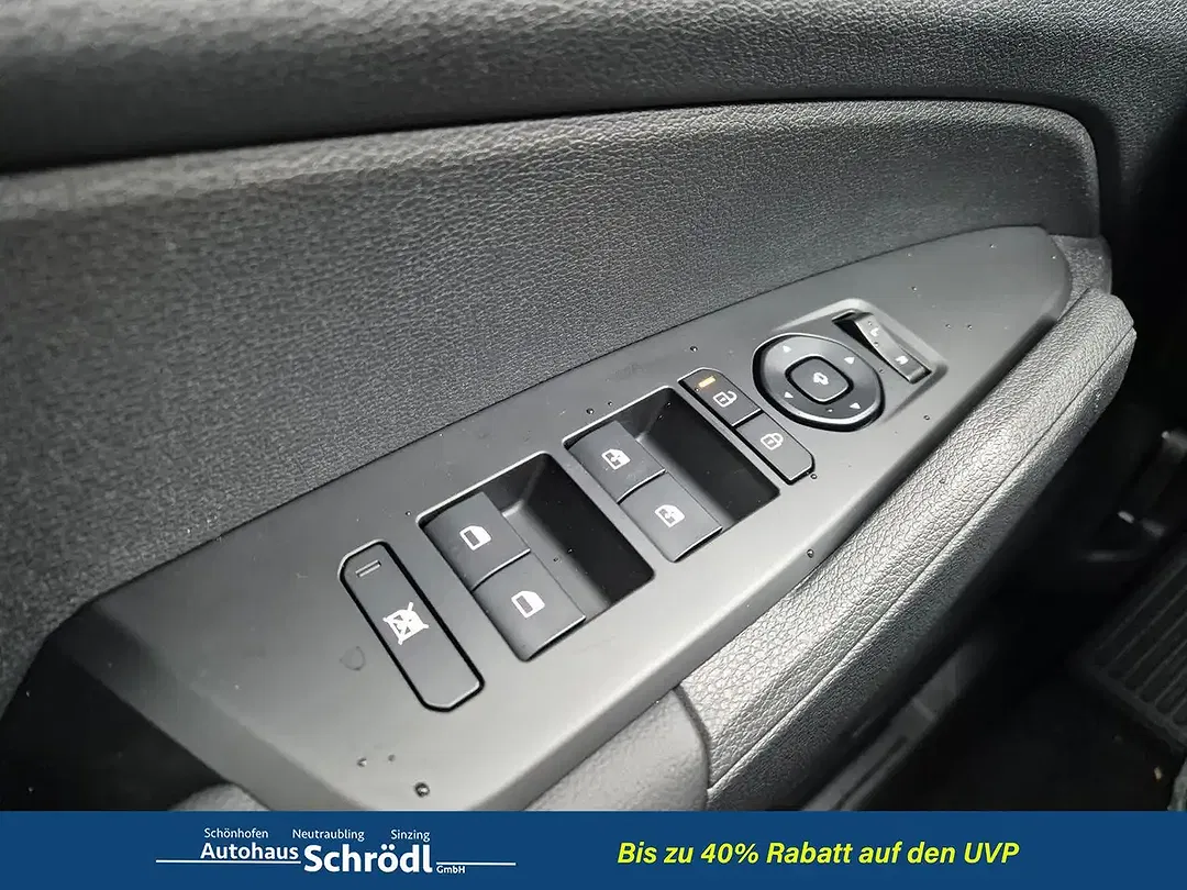 Kia Sportage - Thumbnail 13