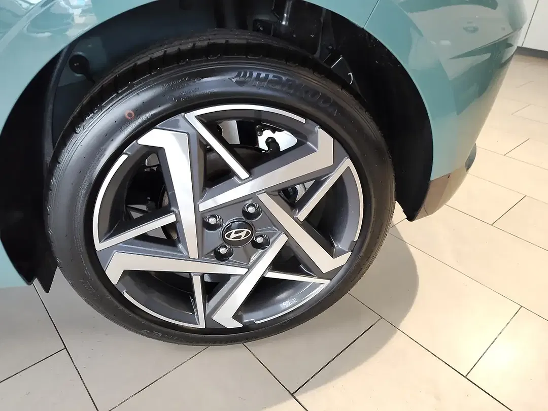 Hyundai i20 - Thumbnail 10