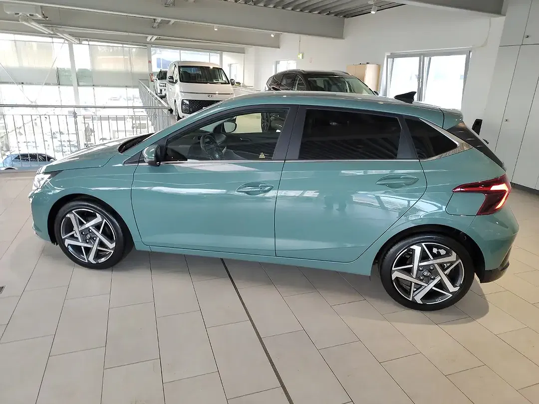 Hyundai i20 - Thumbnail 9