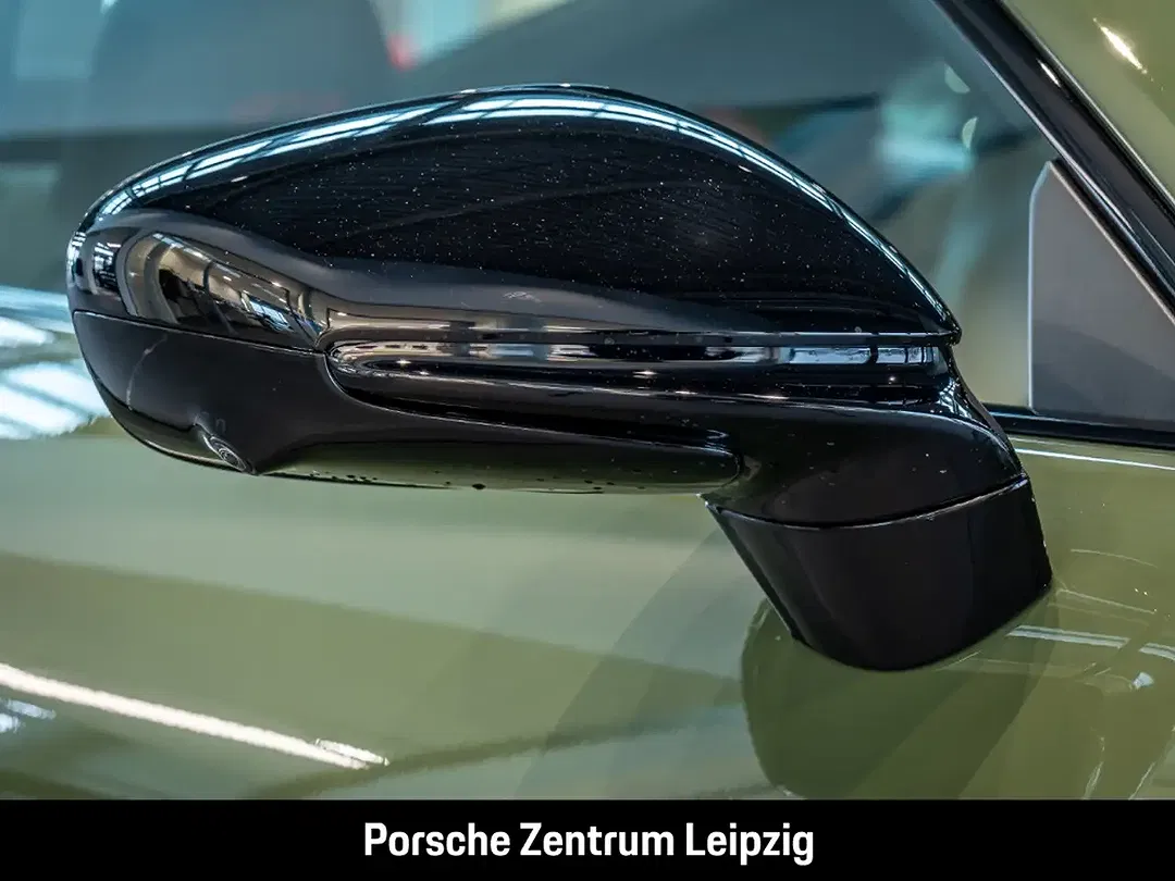 Porsche 992 - Thumbnail 11