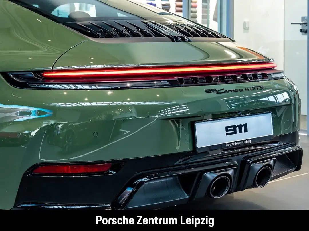 Porsche 992 - Thumbnail 12