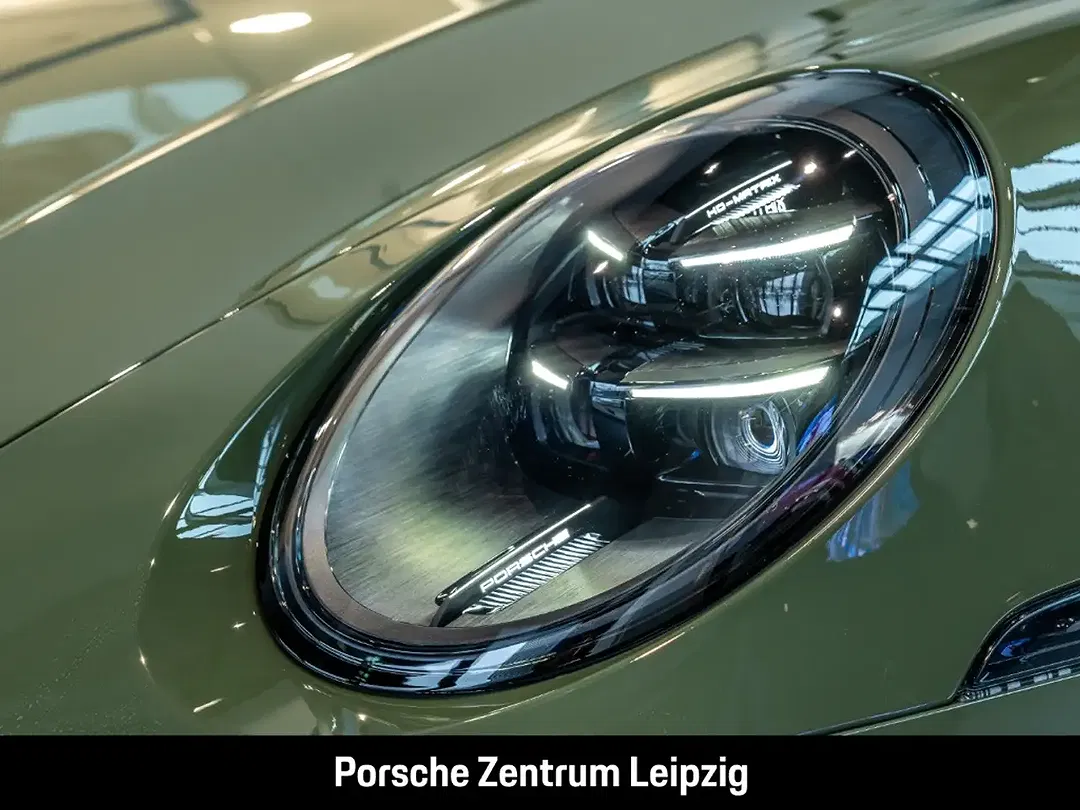 Porsche 992 - Thumbnail 9