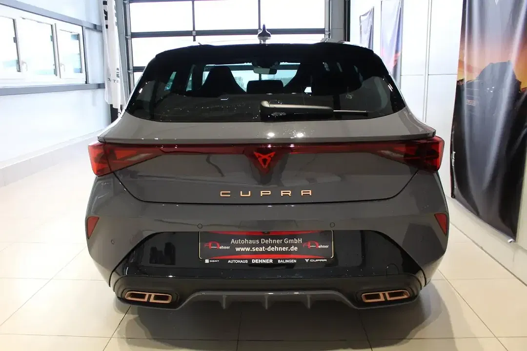 CUPRA Leon - Thumbnail 4