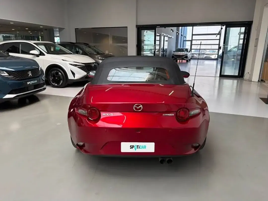 Mazda MX-5 - Thumbnail 5