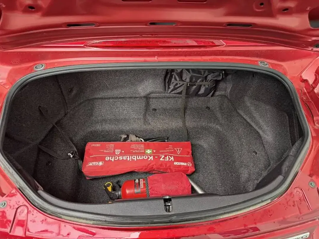 Mazda MX-5 - Thumbnail 6