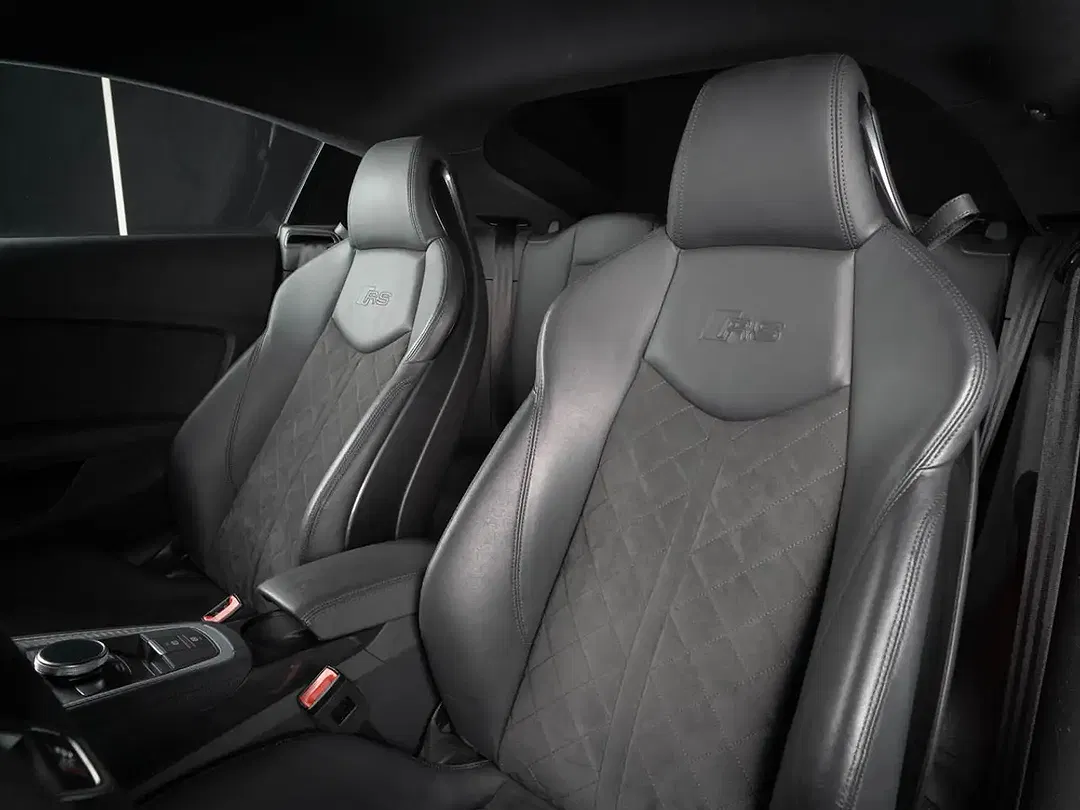Audi TT RS - Thumbnail 11