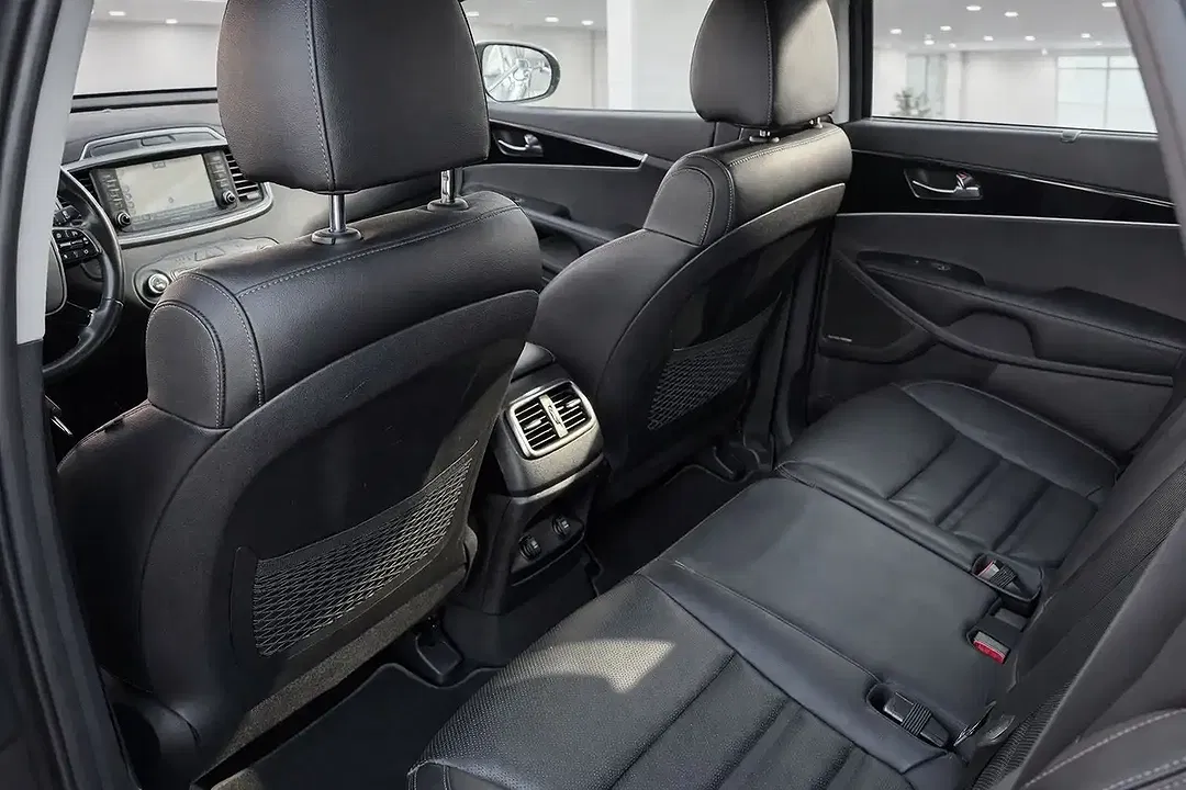 Kia Sorento - Thumbnail 13