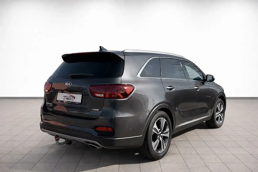 Kia Sorento - Thumbnail 4