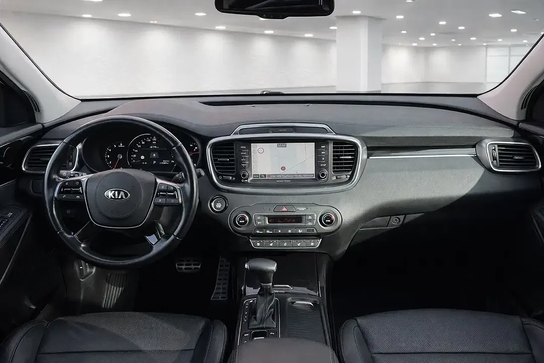 Kia Sorento - Thumbnail 8