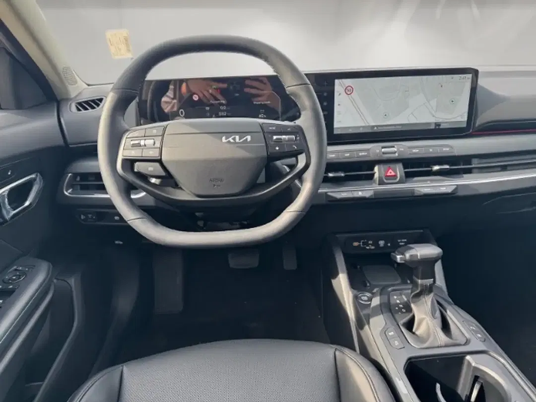 Kia K4 - Thumbnail 10
