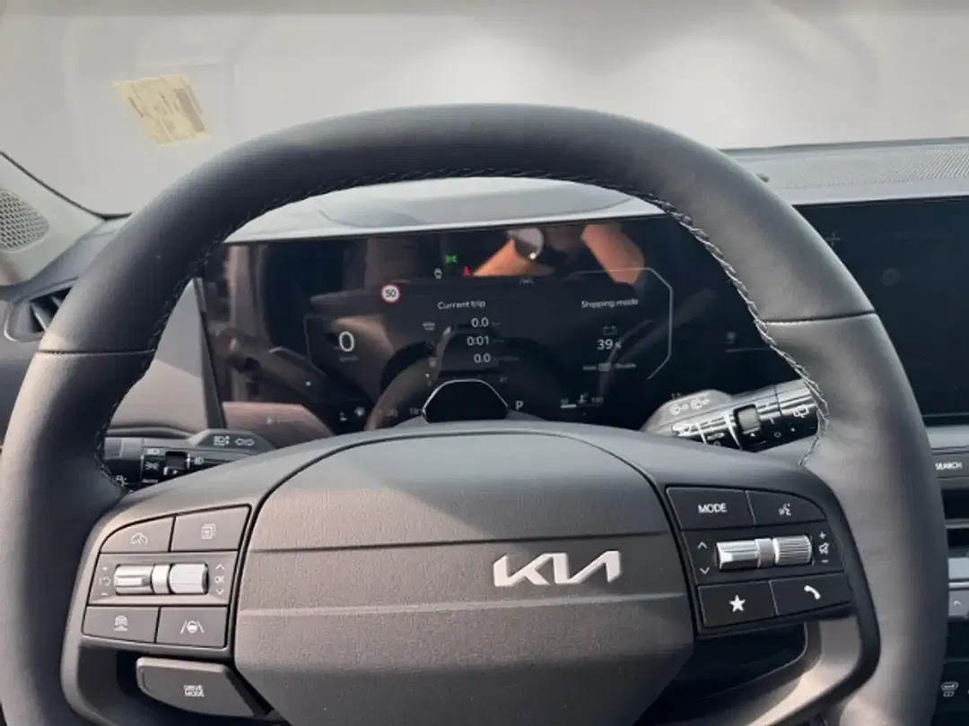 Kia K4 - Thumbnail 8