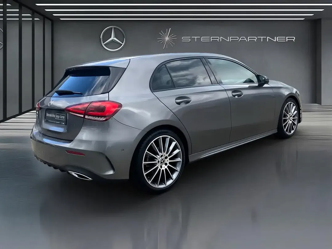 Mercedes-Benz A 200 - Thumbnail 11