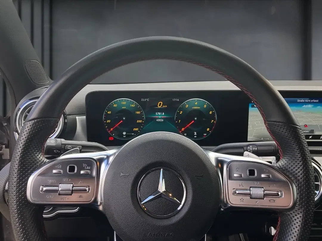 Mercedes-Benz A 200 - Thumbnail 6