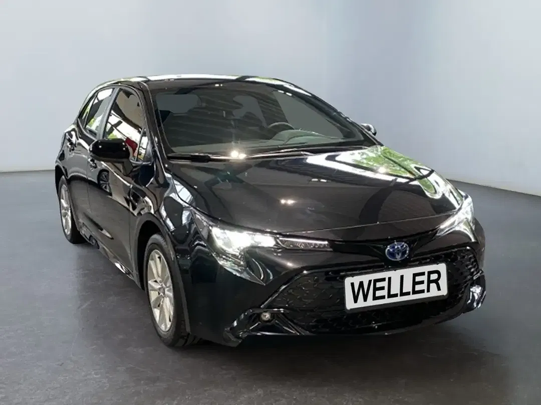 Toyota Corolla - Thumbnail 3
