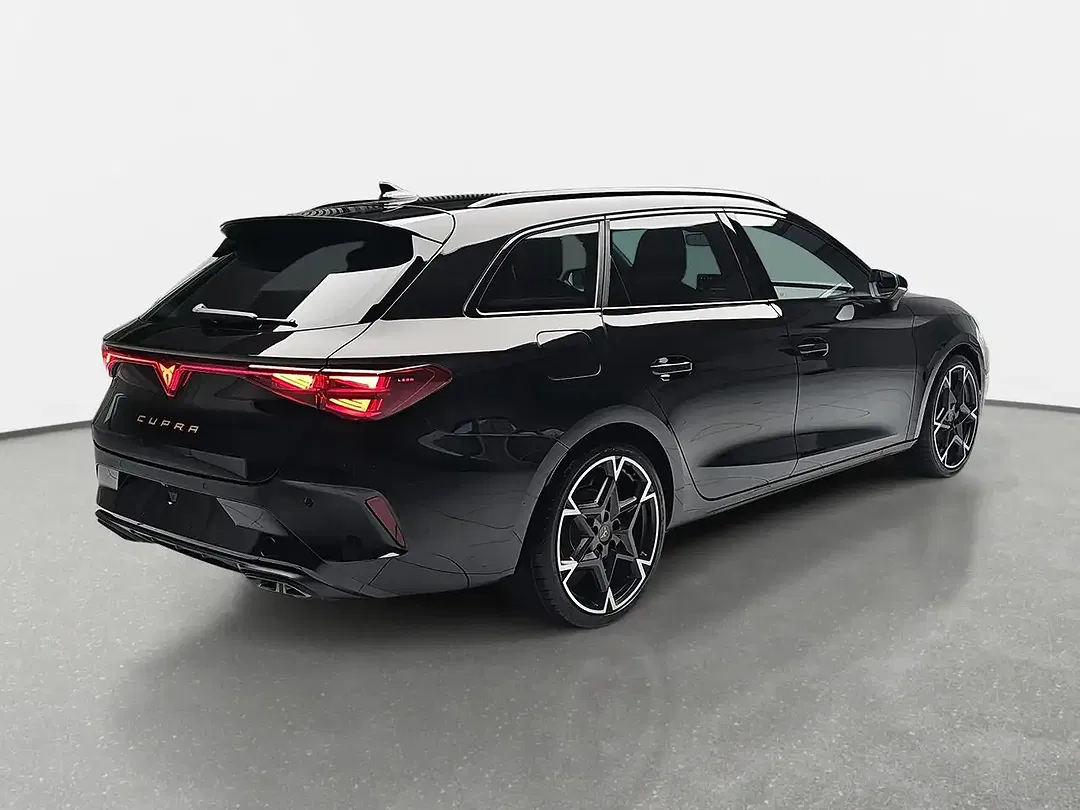 CUPRA Leon - Thumbnail 3