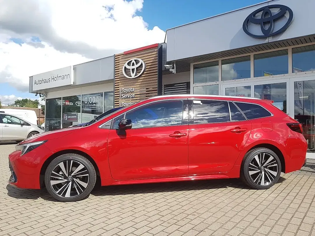 Toyota Corolla - Thumbnail 2