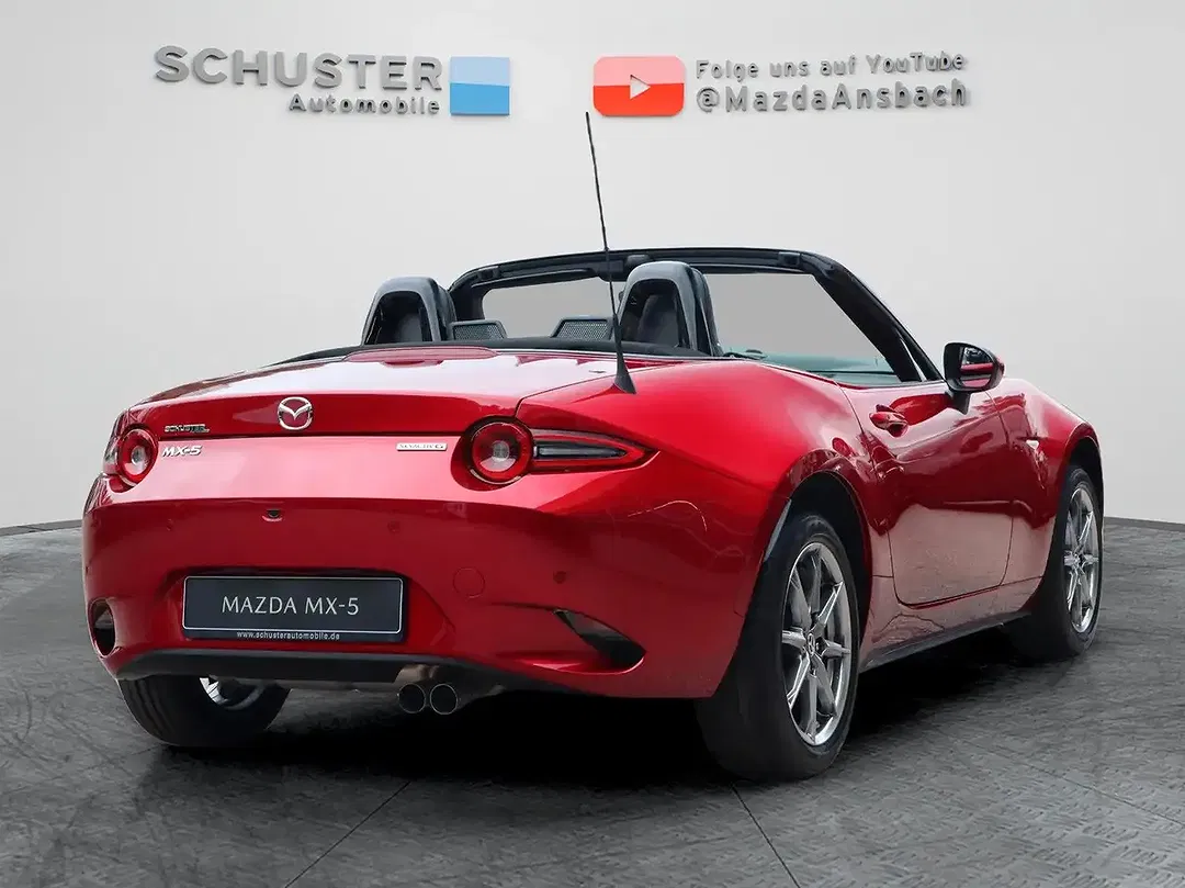 Mazda MX-5 - Thumbnail 10