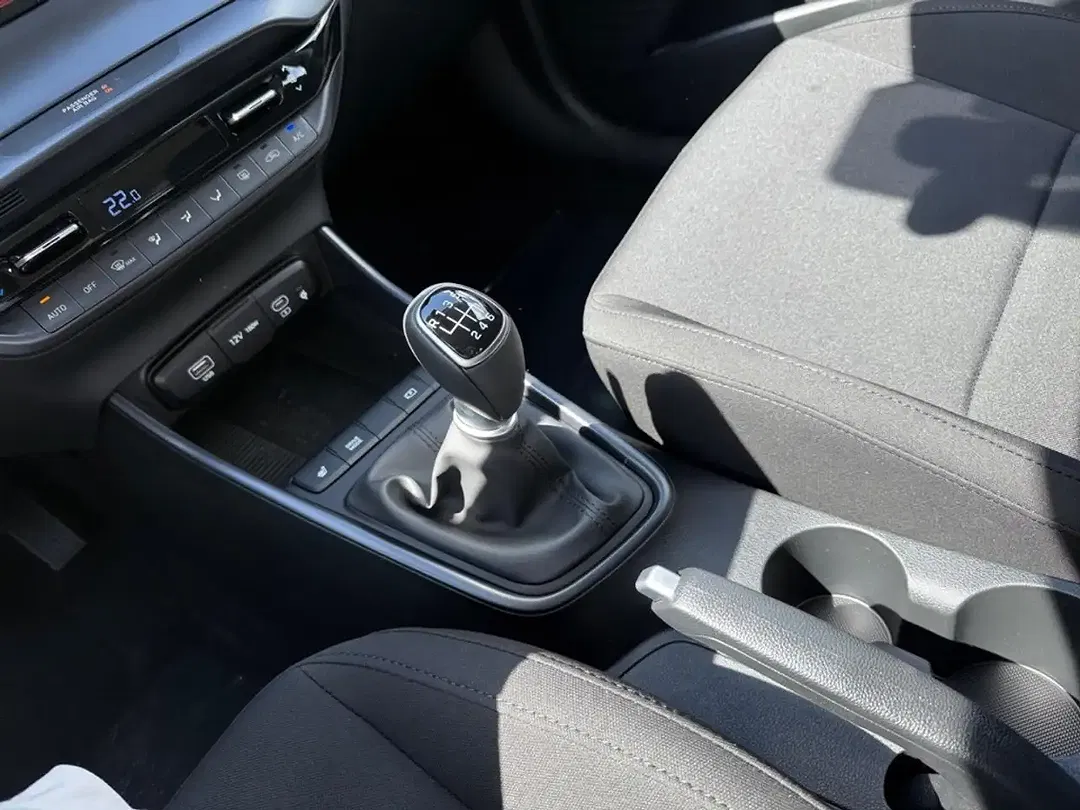 Hyundai i20 - Thumbnail 14