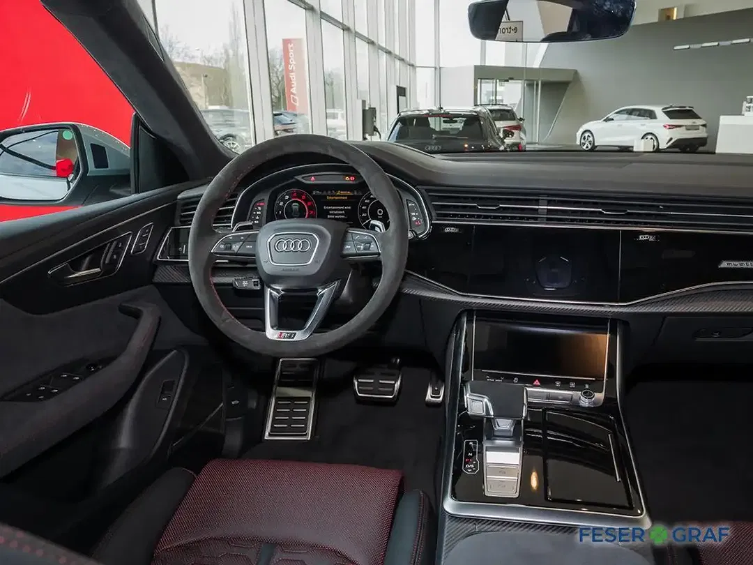 Audi RS Q8 - Thumbnail 9