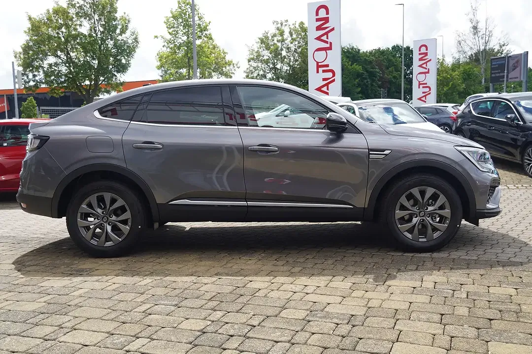 Renault Arkana - Thumbnail 6