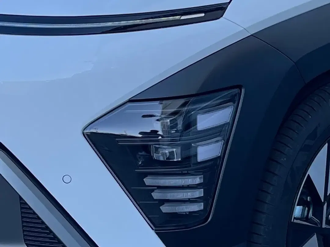Hyundai KONA - Thumbnail 6