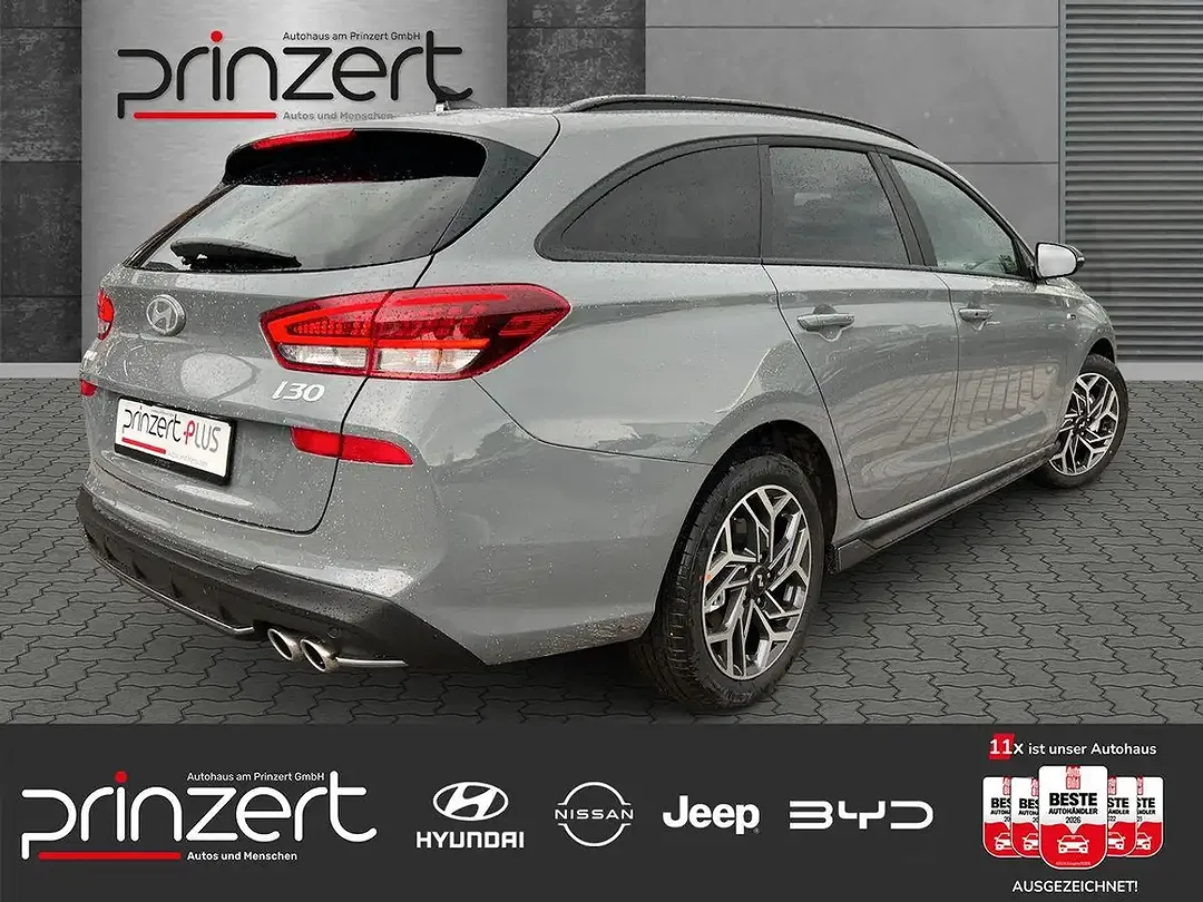 Hyundai i30 - Thumbnail 2