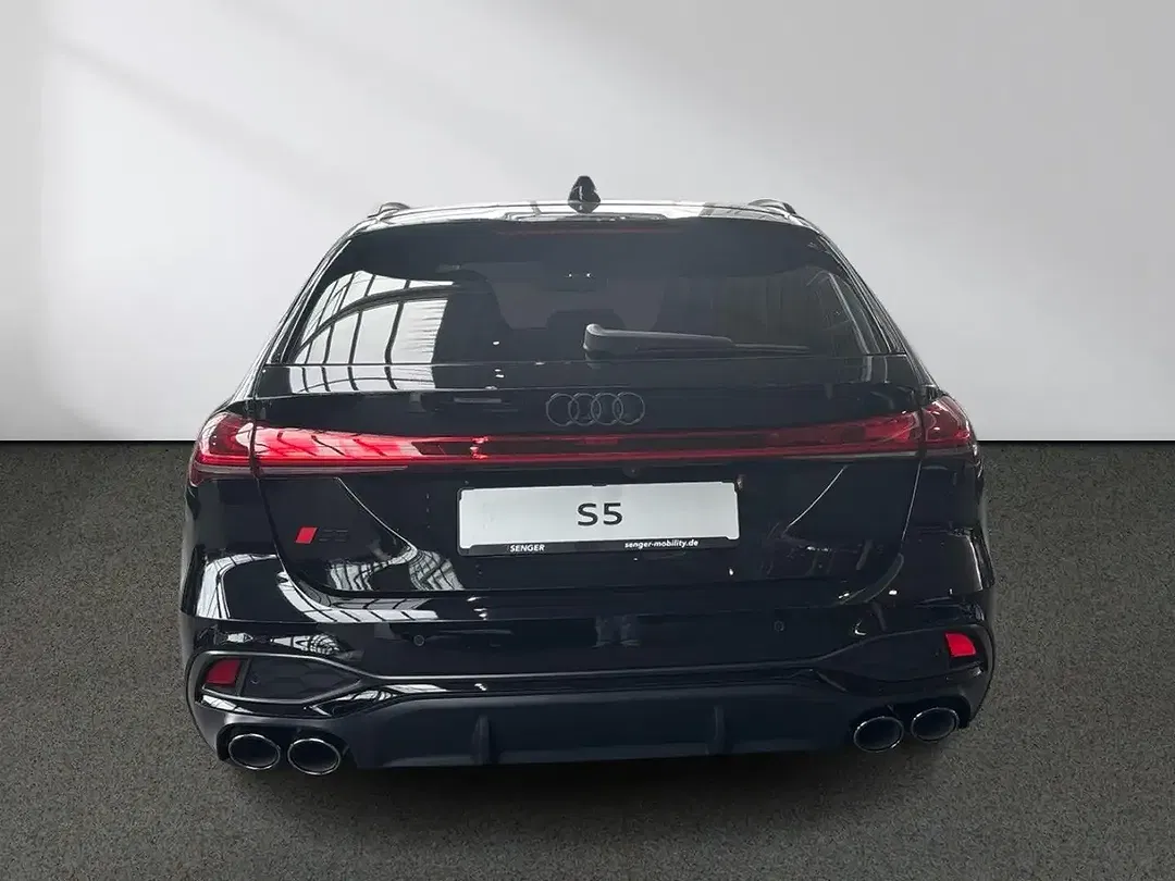 Audi S5 - Thumbnail 4