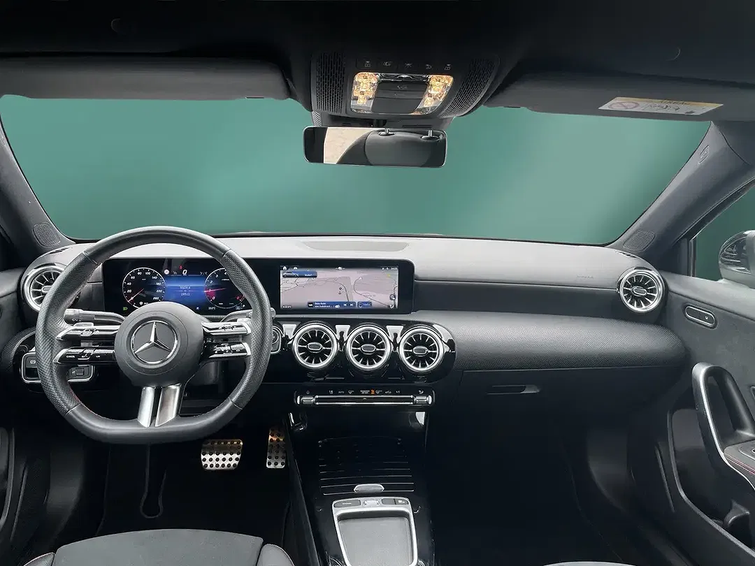 Mercedes-Benz A 200 - Thumbnail 13