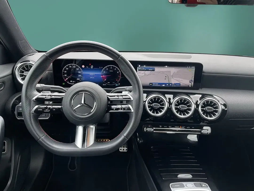 Mercedes-Benz A 200 - Thumbnail 14