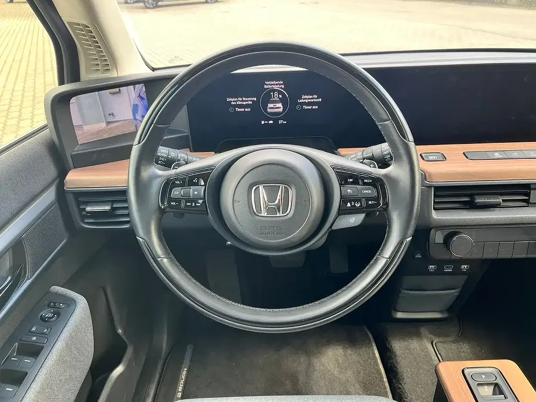 Honda e - Thumbnail 15