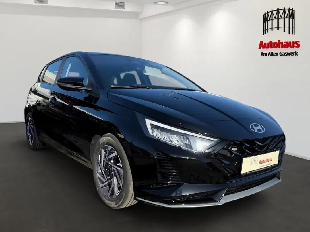Hyundai i20 - Thumbnail 2