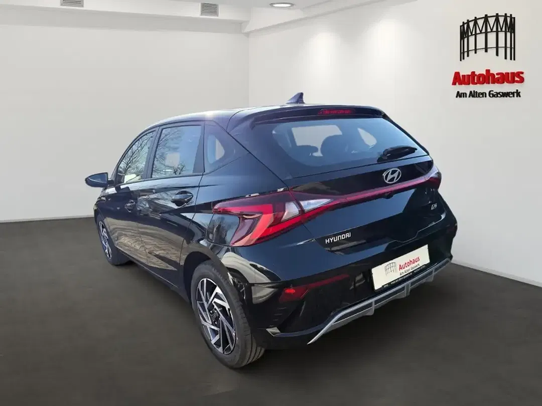 Hyundai i20 - Thumbnail 4