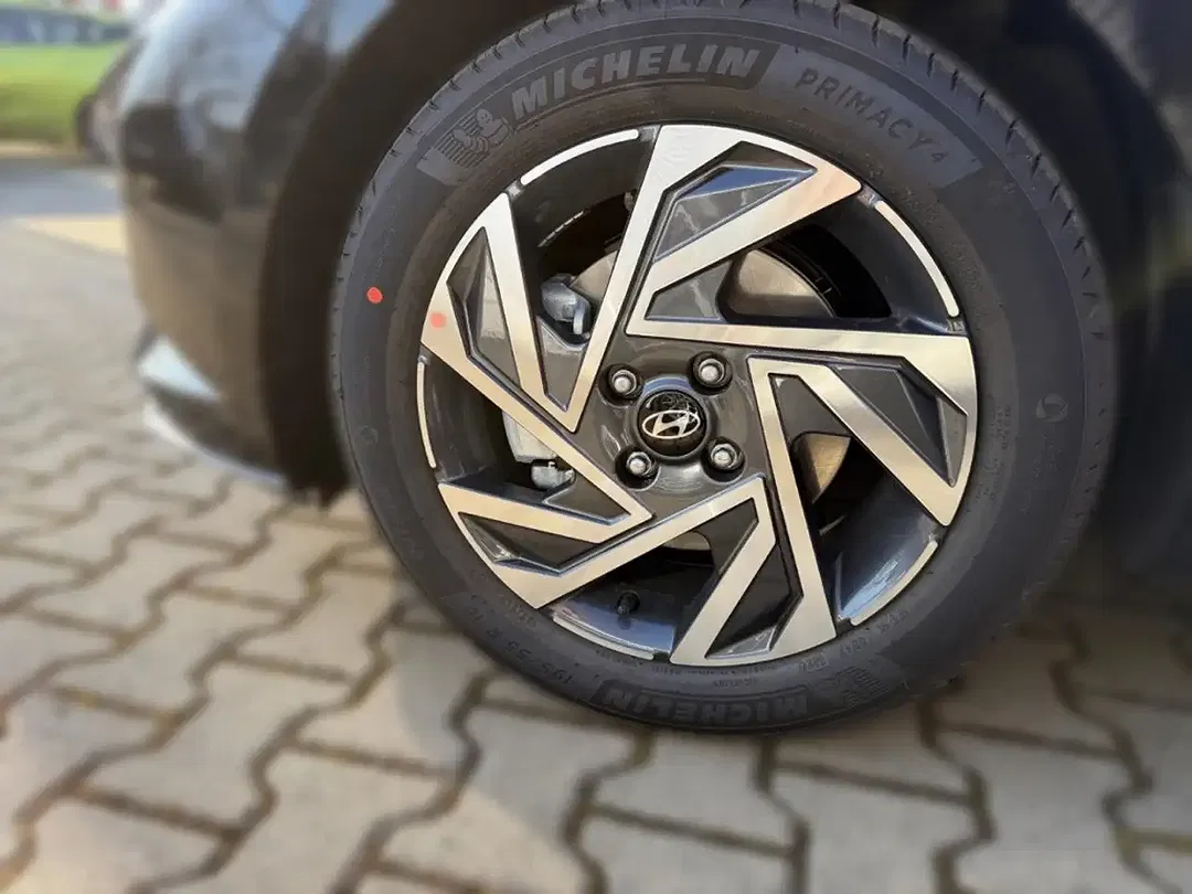 Hyundai i20 - Thumbnail 6
