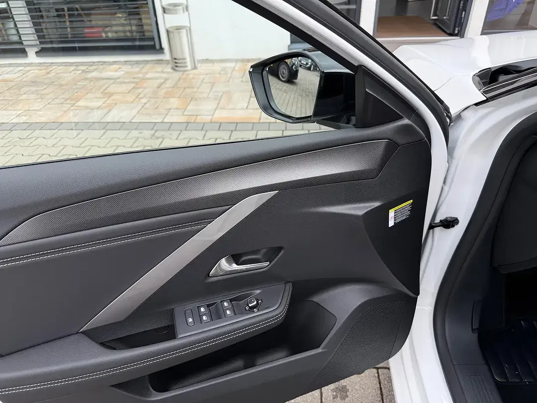 Opel Astra - Thumbnail 6