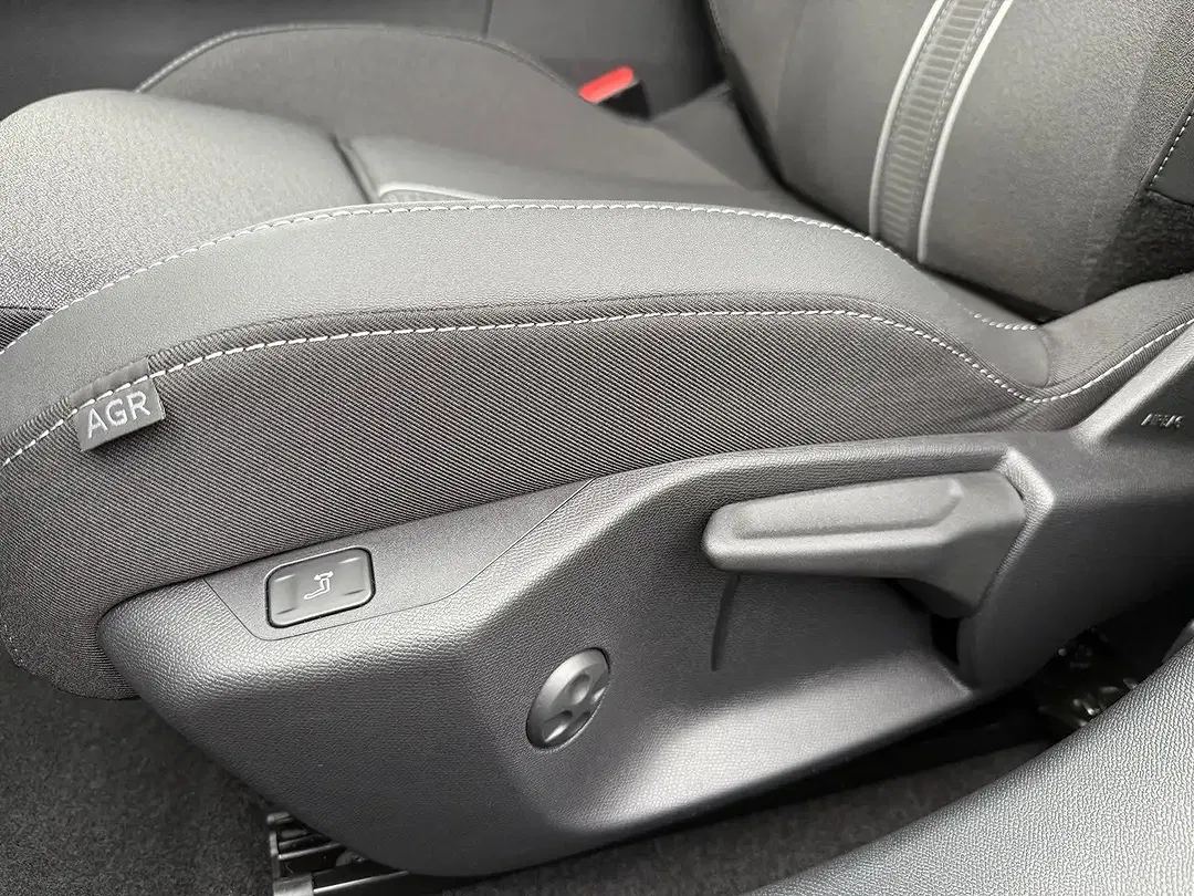 Opel Astra - Thumbnail 9