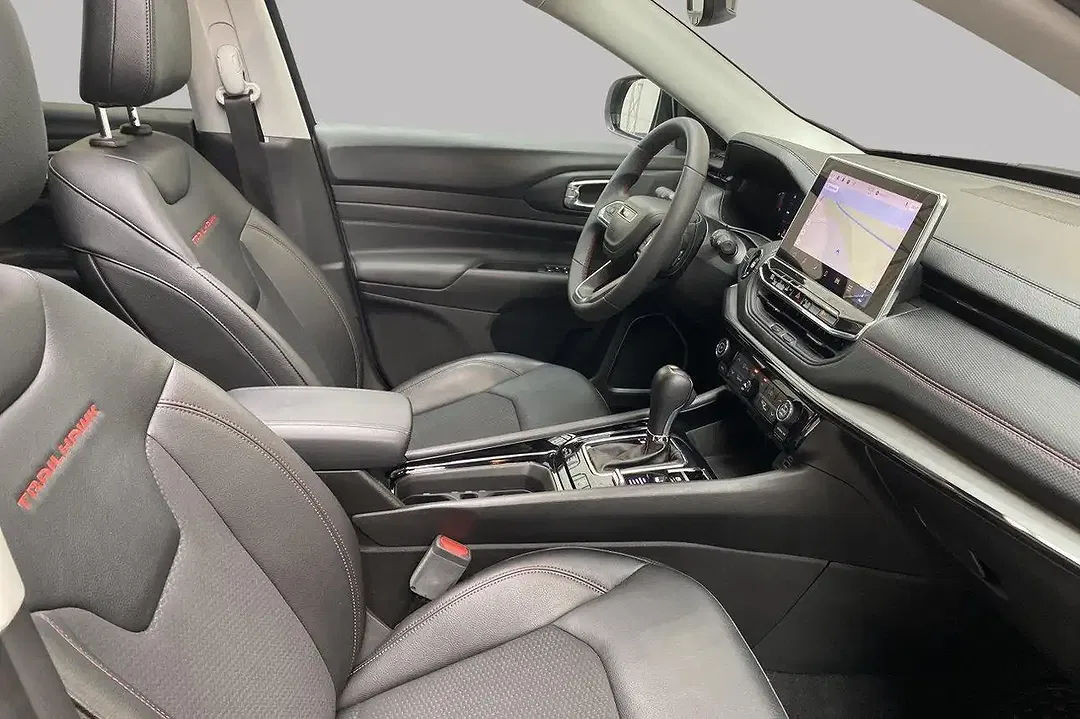 Jeep Compass - Thumbnail 7