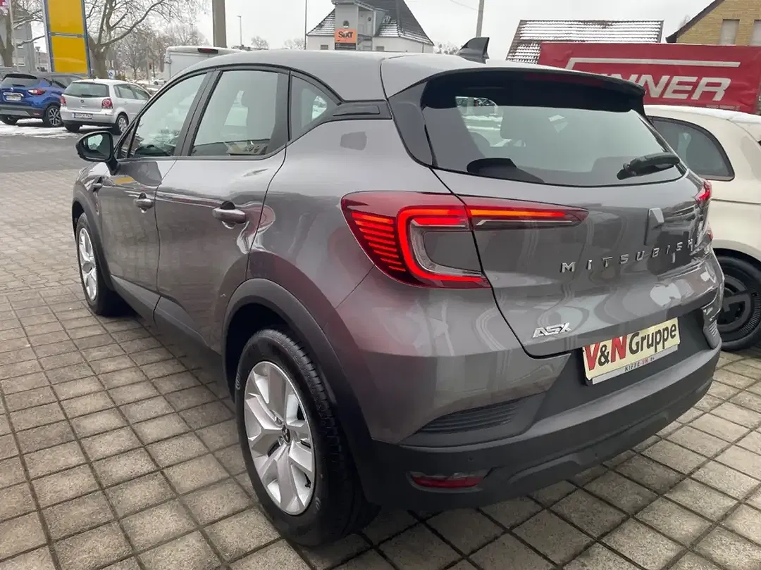 Mitsubishi ASX - Thumbnail 2