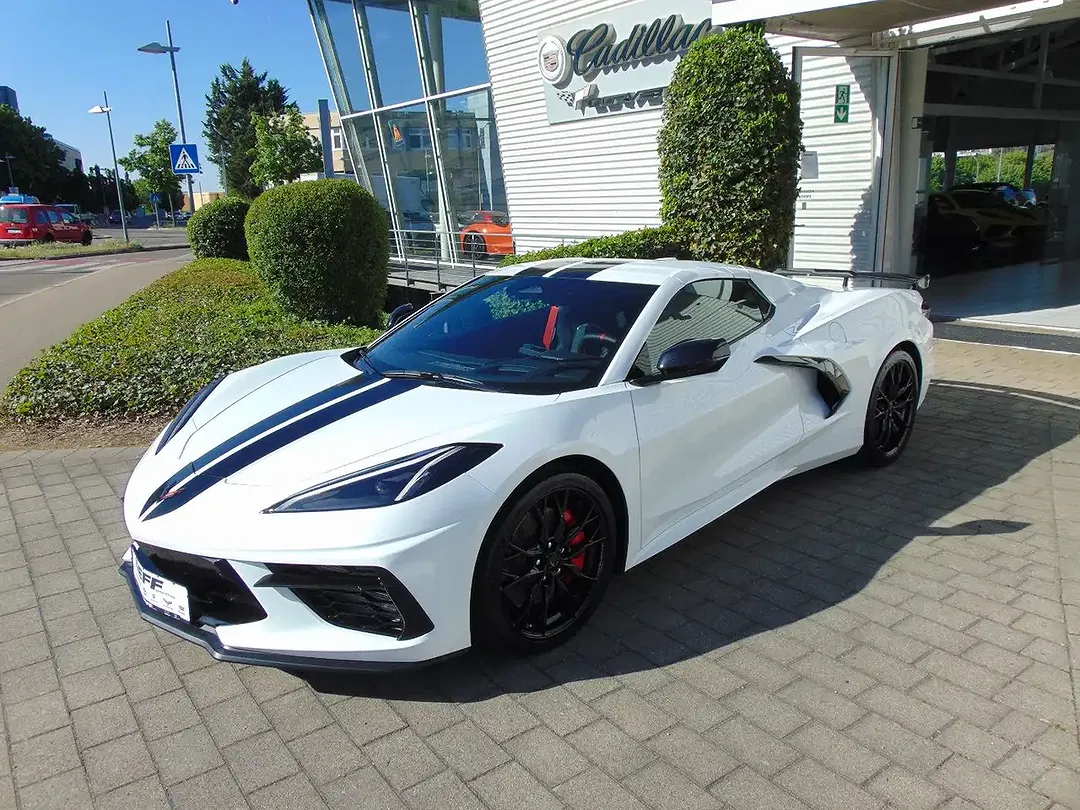 Corvette C8 - Thumbnail 5