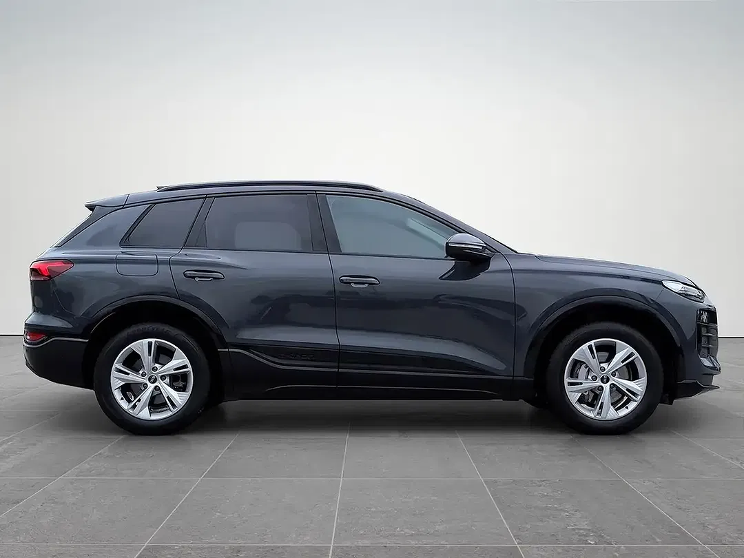Audi Q6 e-tron - Thumbnail 5